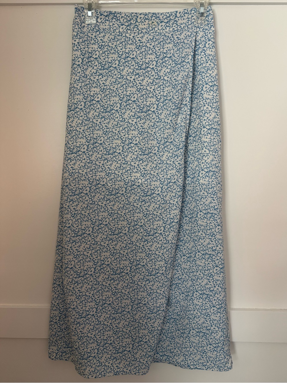 Blue Floral Maxi Skirt size small in excellent condition